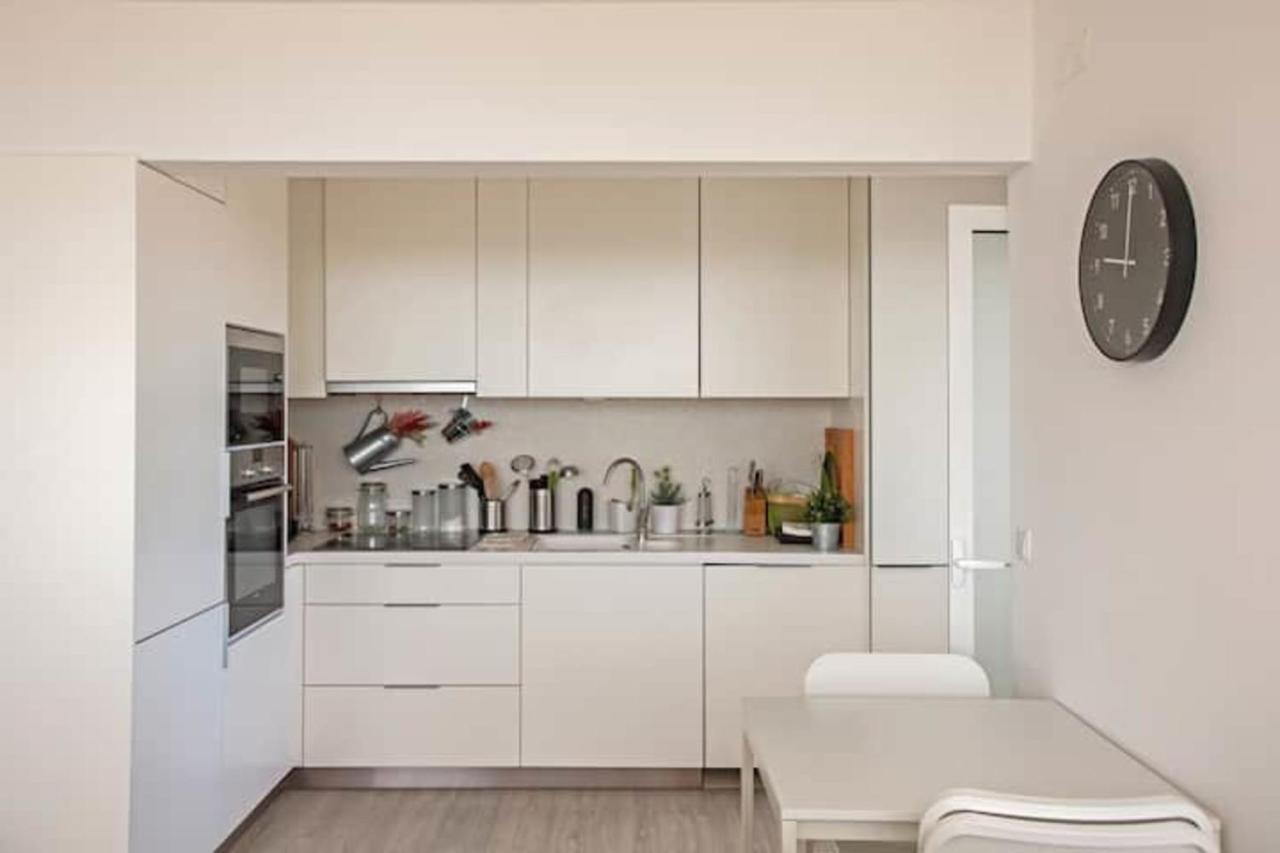Magnificent 1 Bedroom Apartment With Views Over The Ocean Costa de Caparica Εξωτερικό φωτογραφία